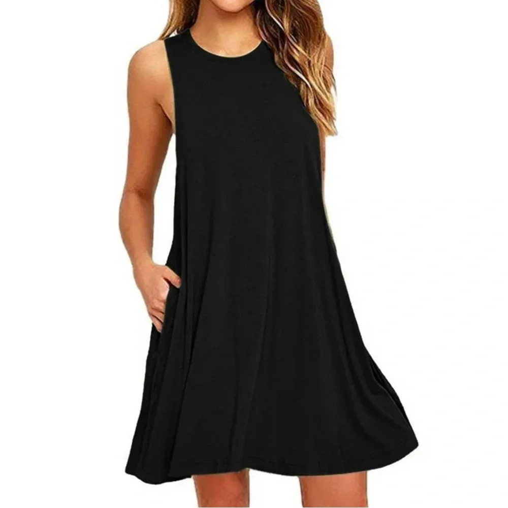 Bella Luxx LA little black sleeveless flowy dress excellent like-new condition
